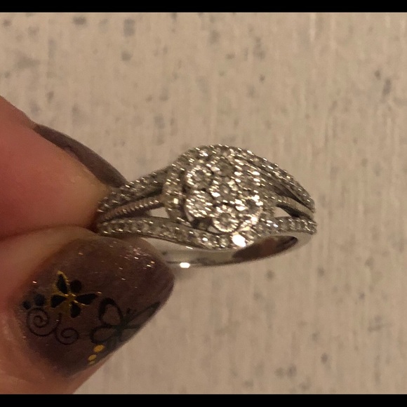 Diamond Sterling Silver Ring 💍🔥🔥🔥🔥ONLY $145 - Picture 4 of 8